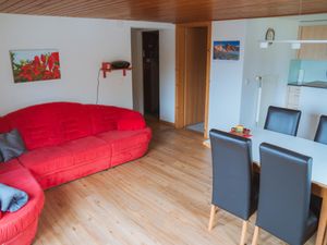 23838001-Ferienwohnung-7-Zweisimmen-300x225-2