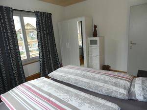 23838570-Ferienwohnung-4-Zweisimmen-300x225-3