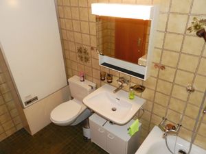 23853301-Ferienwohnung-3-Zweisimmen-300x225-3