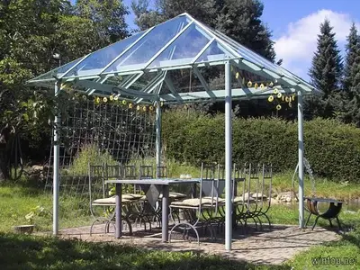 Gartenpavillon