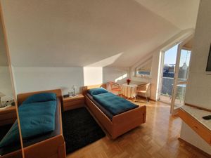 23565506-Ferienwohnung-2-Zwingenberg-300x225-1