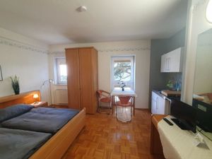 23557855-Ferienwohnung-2-Zwingenberg-300x225-5