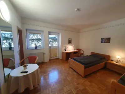 Ferienwohnung für 2 Personen (24 m²) in Zwingenberg 5/10 Ferienwohnung für 2 Personen (24 m²) in Zwingenberg 5/10
