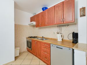 23929943-Ferienwohnung-4-Ćunski-300x225-5