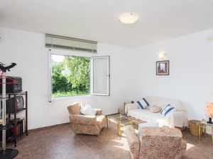 24057743-Ferienwohnung-4-Čilipi-300x225-1