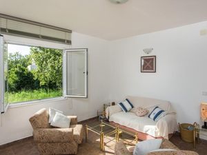 24057743-Ferienwohnung-4-Čilipi-300x225-2