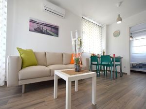 22082203-Ferienwohnung-4-Čižići-300x225-5