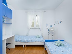 23732707-Ferienwohnung-5-Čižići-300x225-3