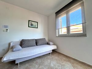 23947995-Ferienwohnung-4-Čižići-300x225-2