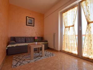 23934277-Ferienwohnung-4-Čižići-300x225-1