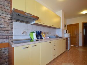 23934277-Ferienwohnung-4-Čižići-300x225-4