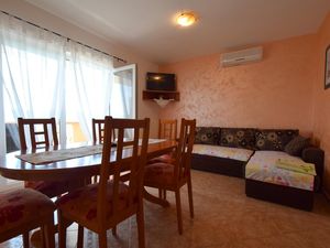 23934278-Ferienwohnung-6-Čižići-300x225-5