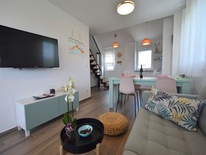 23934304-Ferienwohnung-4-Čižići-300x225-2