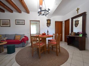 23934321-Ferienwohnung-4-Čižići-300x225-4