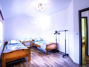 23334003-Ferienwohnung-4-Šibenik-300x225-5