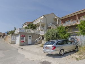 23946395-Ferienwohnung-6-Šibenik-300x225-1