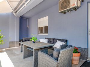 24043520-Ferienwohnung-4-Šibenik-300x225-1