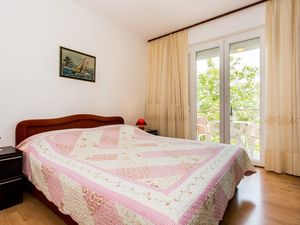 22315227-Ferienwohnung-2-Šilo-300x225-5