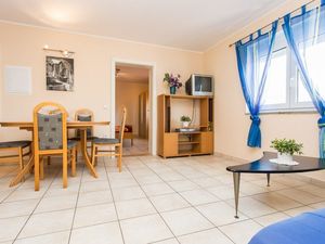 22315213-Ferienwohnung-4-Šilo-300x225-1