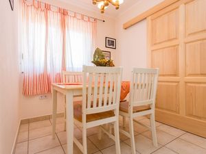 22315221-Ferienwohnung-2-Šilo-300x225-2