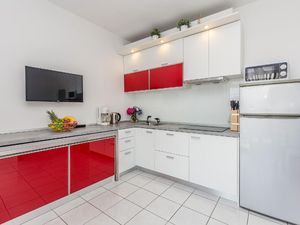 23374628-Ferienwohnung-4-Šilo-300x225-2