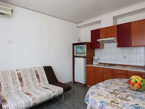 23773647-Ferienwohnung-3-Šilo-300x225-2