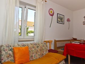 23041051-Ferienwohnung-4-Šilo-300x225-3