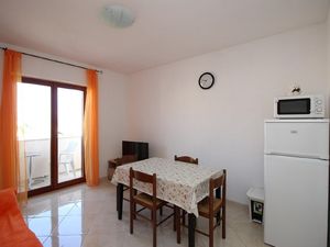 23367985-Ferienwohnung-3-Šilo-300x225-2