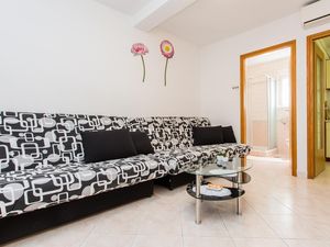 22936441-Ferienwohnung-3-Šilo-300x225-5