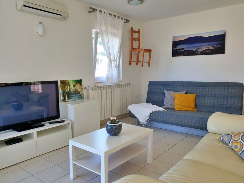 23051081-Ferienwohnung-4-Šilo-800x600-2