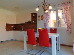 23051101-Ferienwohnung-4-Šilo-300x225-4