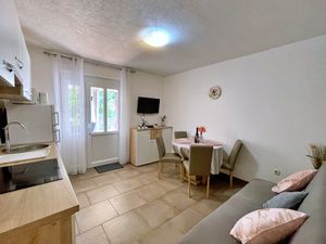 23051223-Ferienwohnung-5-Šilo-300x225-1