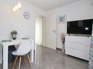 23054549-Ferienwohnung-2-Šilo-300x225-2