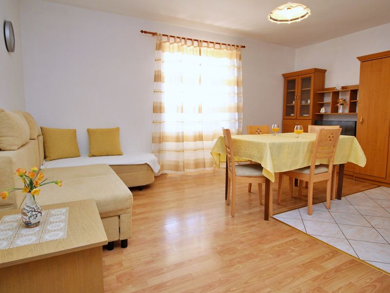 23933567-Ferienwohnung-4-Šilo-800x600-1