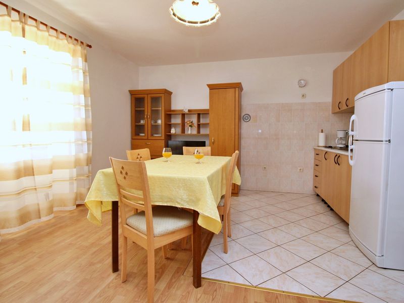 23933567-Ferienwohnung-4-Šilo-800x600-2