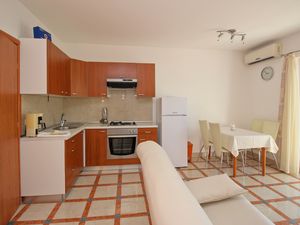 23933560-Ferienwohnung-4-Šilo-300x225-2