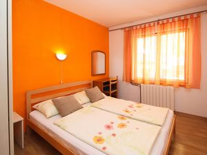 23933576-Ferienwohnung-4-Šilo-300x225-4