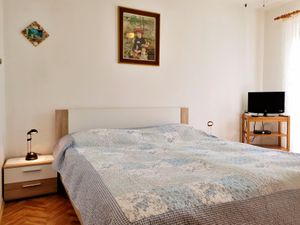 23933608-Ferienwohnung-2-Šilo-300x225-4