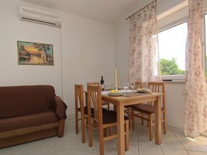 23933634-Ferienwohnung-5-Šilo-300x225-1