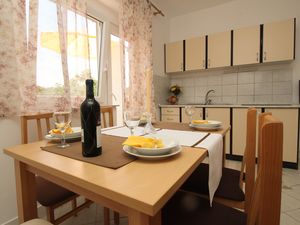 23933634-Ferienwohnung-5-Šilo-300x225-4