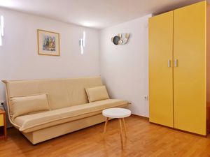 23084367-Ferienwohnung-4-Šilo-300x225-1