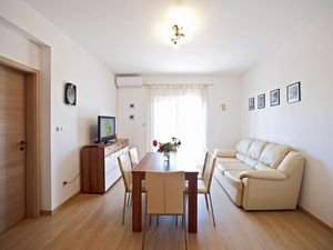 Ferienwohnung für 6 Personen (56 m²) in Šolta