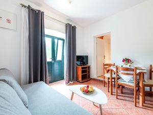 22445579-Ferienwohnung-3-Štikovica-300x225-4