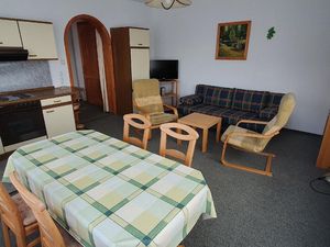 21647037-Ferienwohnung-4-Żarnowska-300x225-4