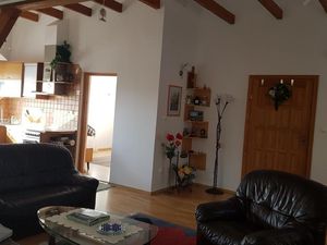 21743121-Ferienwohnung-4-Żarnowska-300x225-3