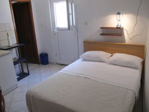 23566460-Ferienwohnung-2-Ždrelac-300x225-2