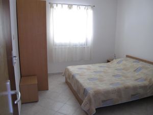 23566461-Ferienwohnung-6-Ždrelac-300x225-3