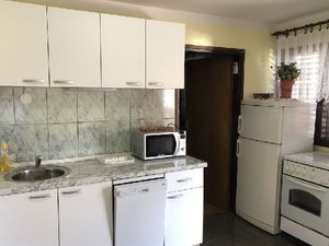 22233025-Ferienwohnung-0-Ždrelac-300x225-5