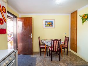 23756132-Ferienwohnung-4-Ždrelac-300x225-2