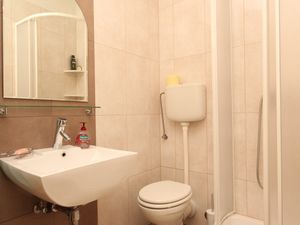 18323114-Ferienwohnung-3-Ždrelac-300x225-5